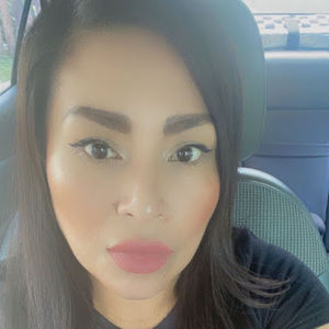 Meet your Posher, Perla